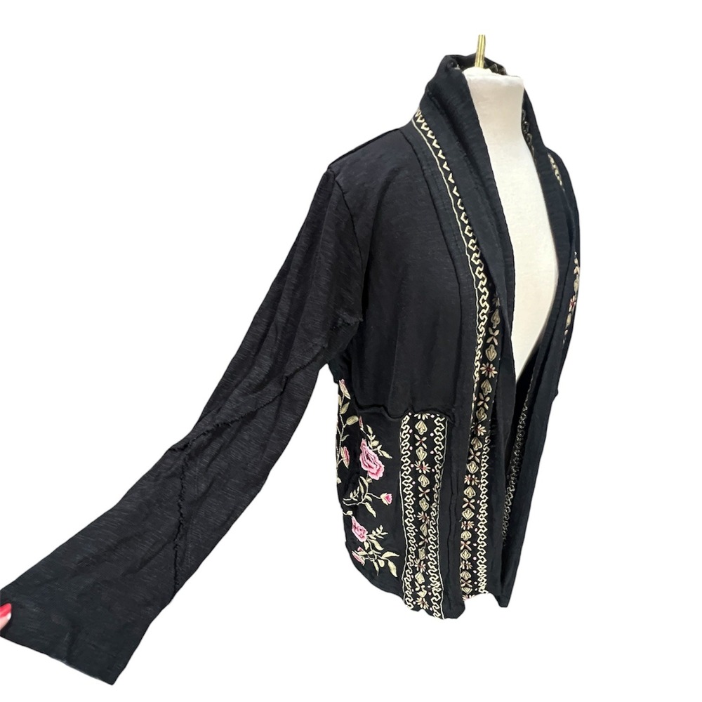 CAITE Black Floral Embroidered Open Front Cardigan Boho Rose Large Raw Hem Artsy